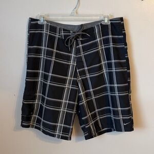 Nike Vintage Y2K Surf Swim Shorts Velcro Tie Closure Zipper Pocket Size 36